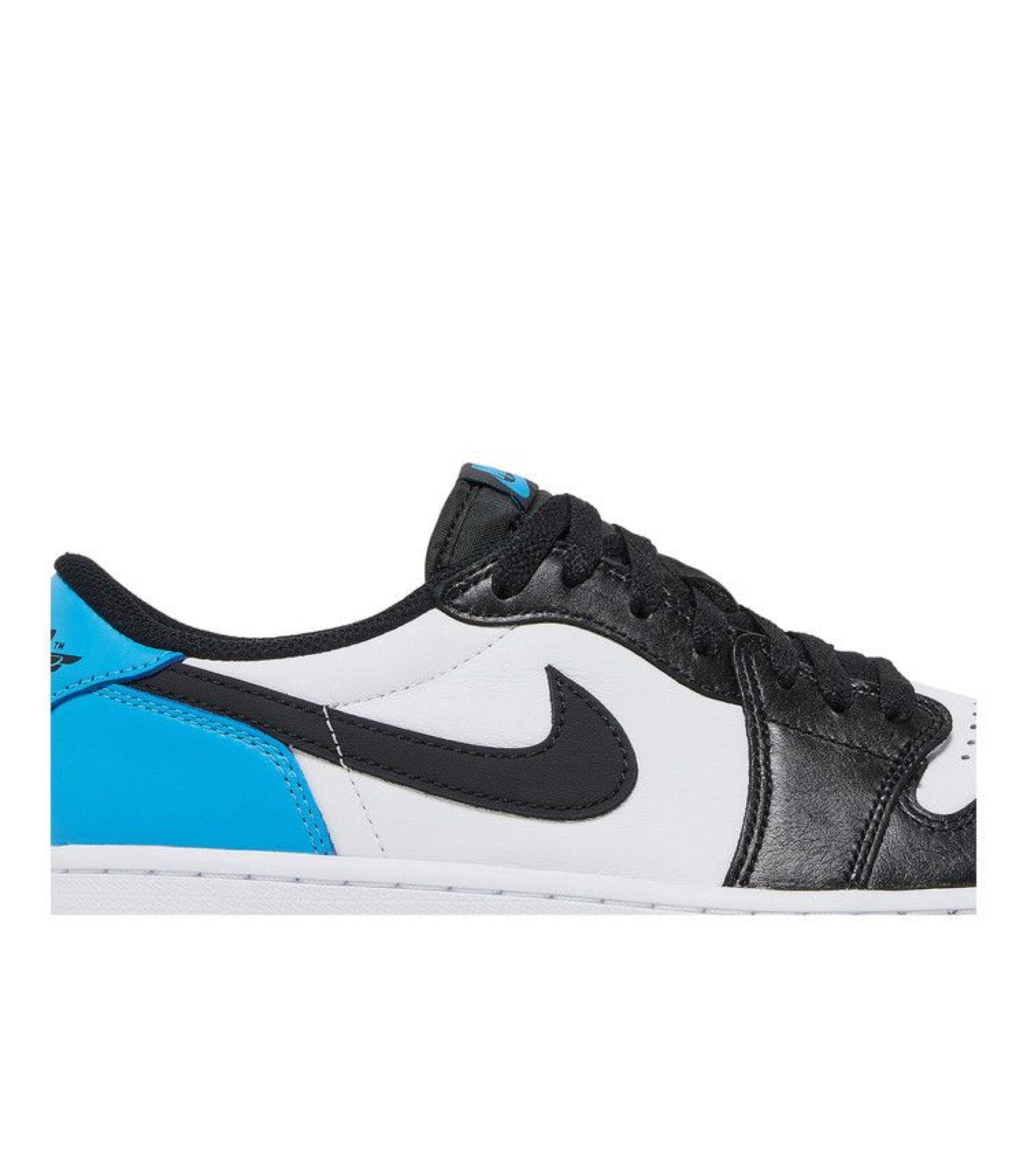 Air Jordan 1 Retro Low ‘UNC’